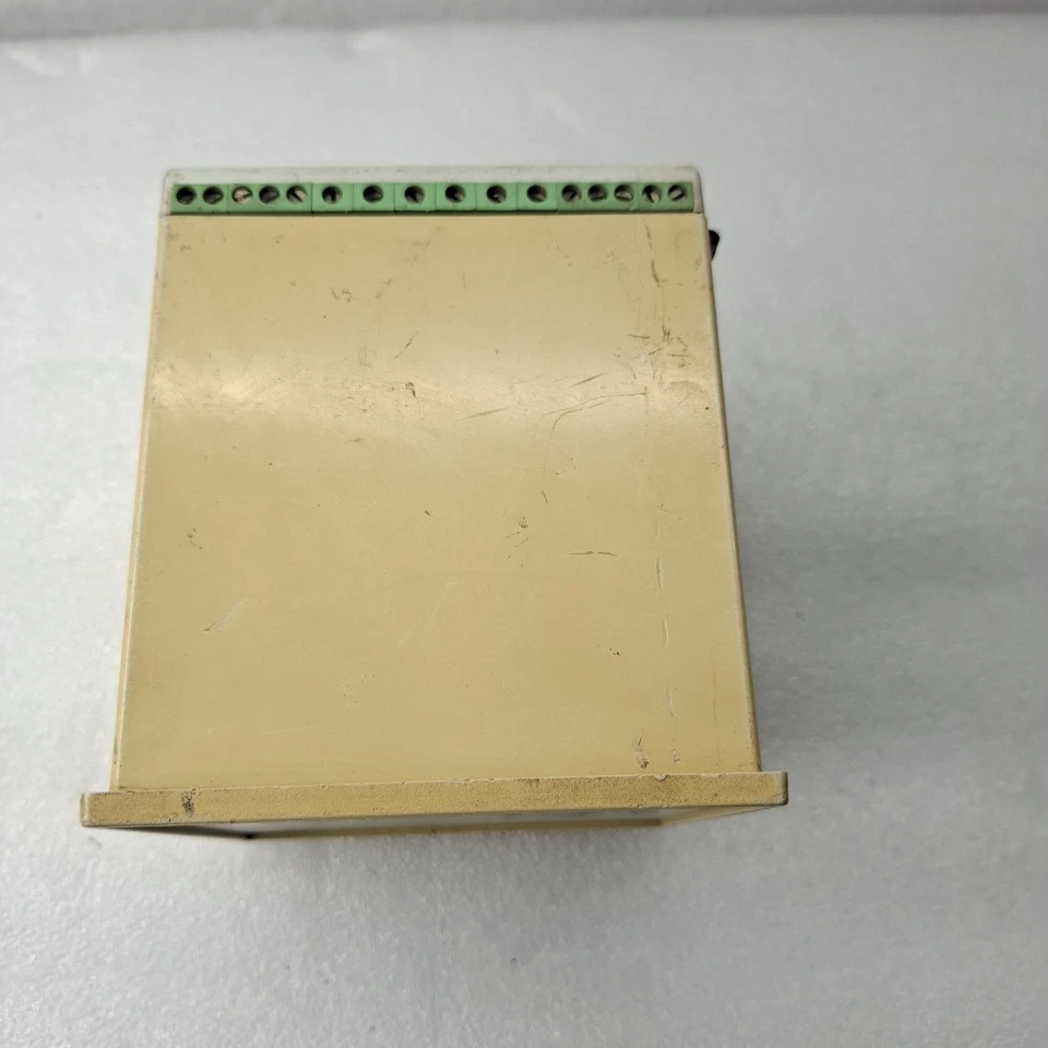 AREVA MiCOM P111 Model E Overcurrent Protection Relay 60-240V AC/DC IEC 60255-6